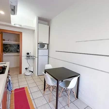 Ampio E Luminoso Galleria Apartment Arona