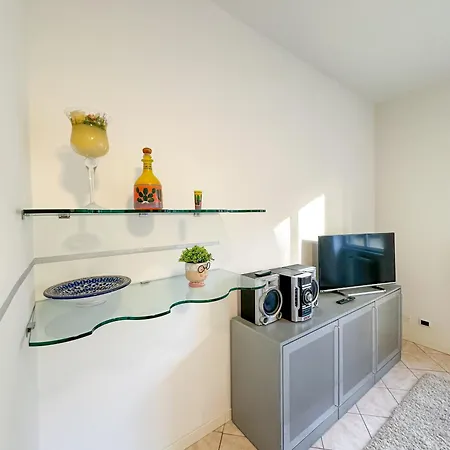 Ampio E Luminoso Galleria Arona