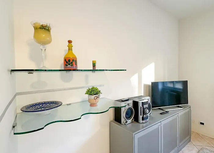 Ampio E Luminoso Galleria Arona