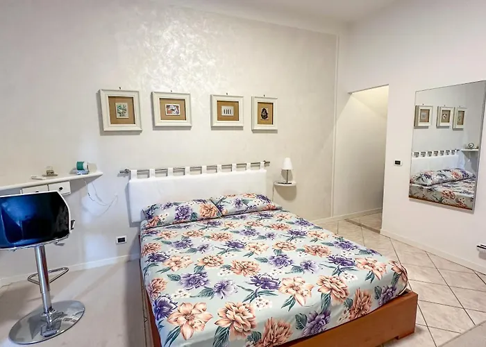 Ampio E Luminoso Galleria Arona