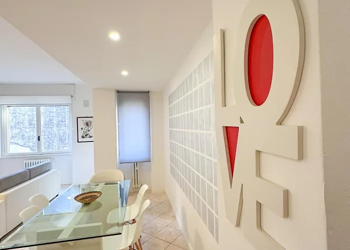 Ampio E Luminoso Galleria Apartamento Arona